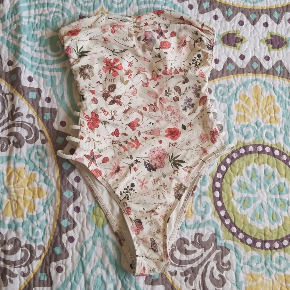 Sold- Floral strapless suit size 4 from LA Space
